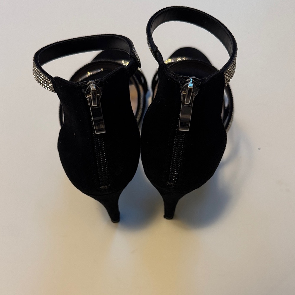 Kelly & Katie Black and Silver Strappy Heels - Picture 4 of 6